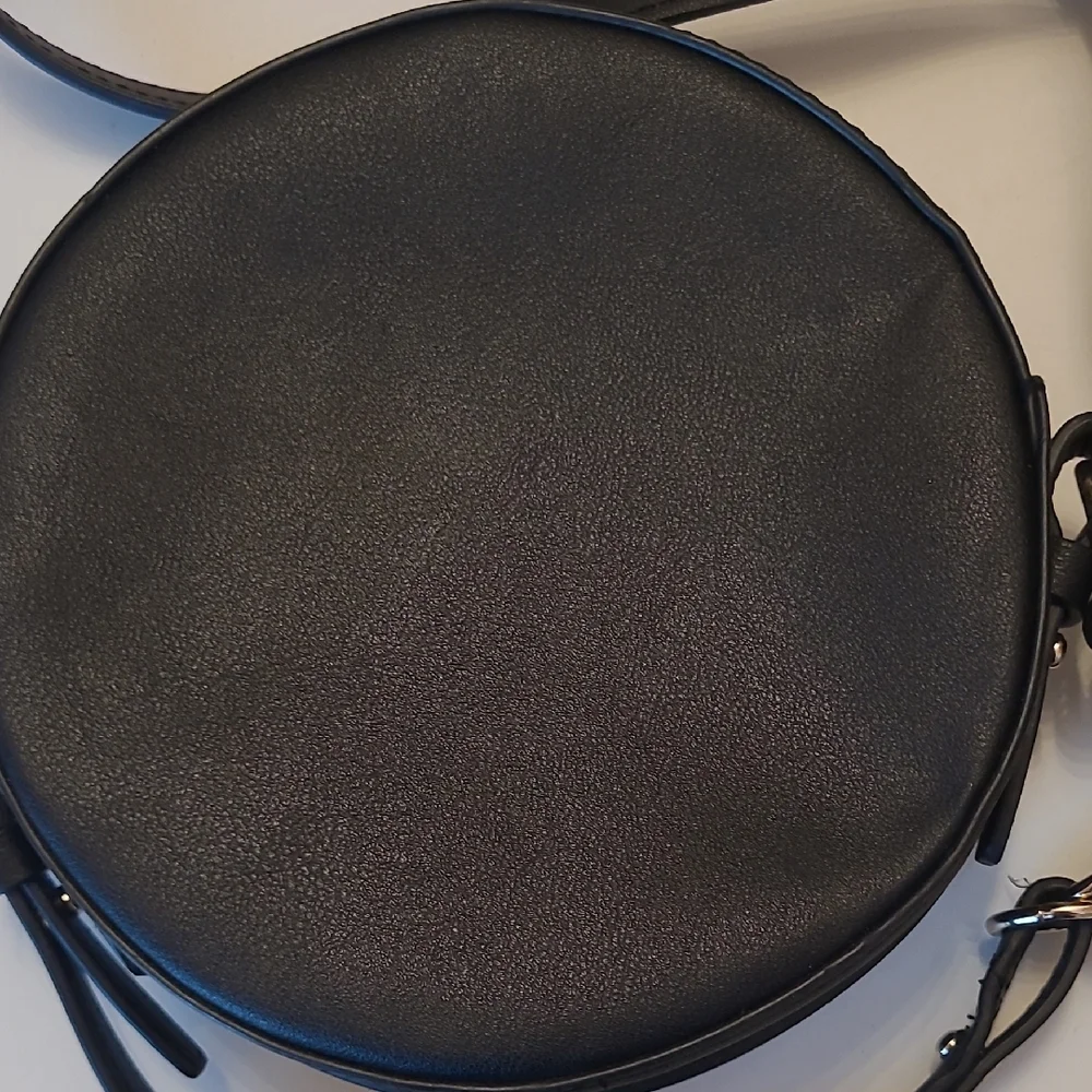 GAP Circular Crossbody Bag Shoulder Zip Around Circle Faux Leather Mini Handbag